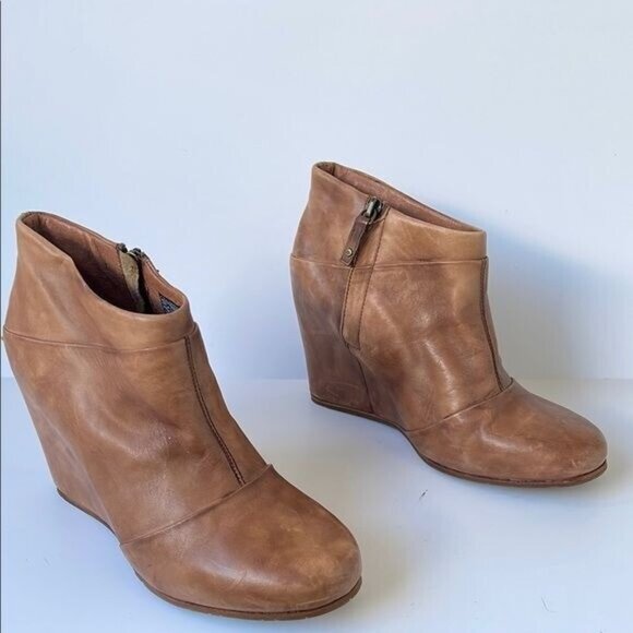 UGG Australia Carmine Leather Wedge Ankle Boots Chestnut Brown Women’s 8.5M - Picture 10 of 12